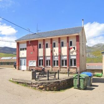 ALOJAMIENTO albergue poladura de la tercia villamanin
